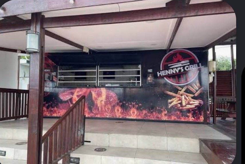 Henny's Grill